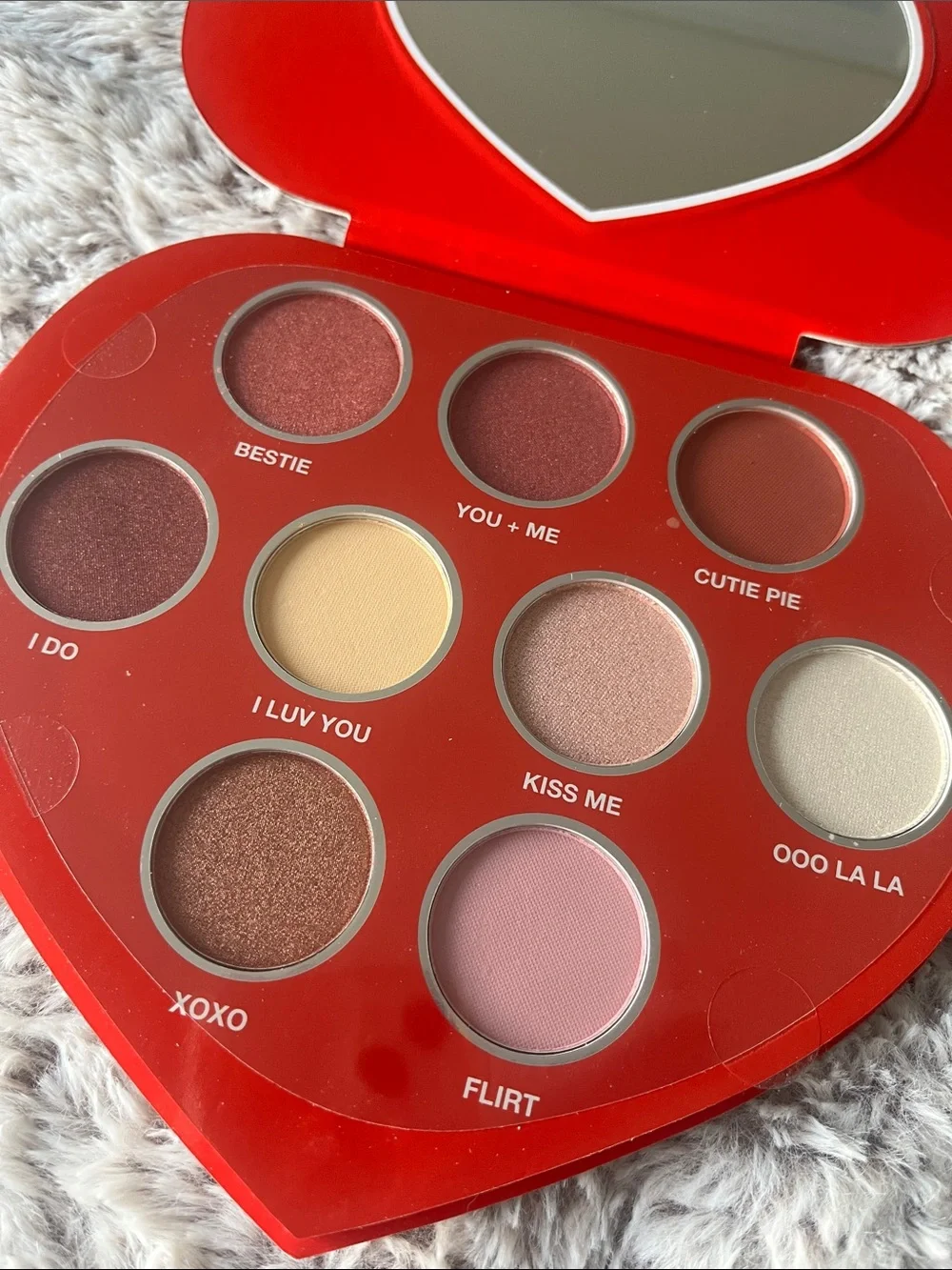 Sweethearts eyeshadow palette
